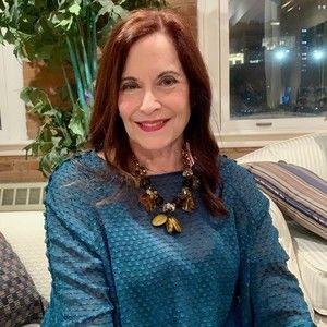 Meet your Posher, Toni